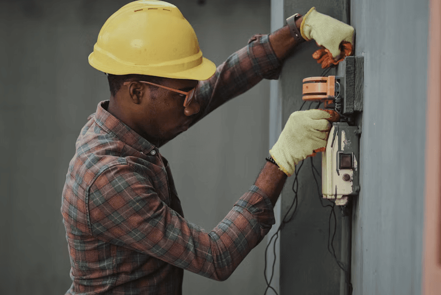Small electrical checks that prevent bigger problems at home